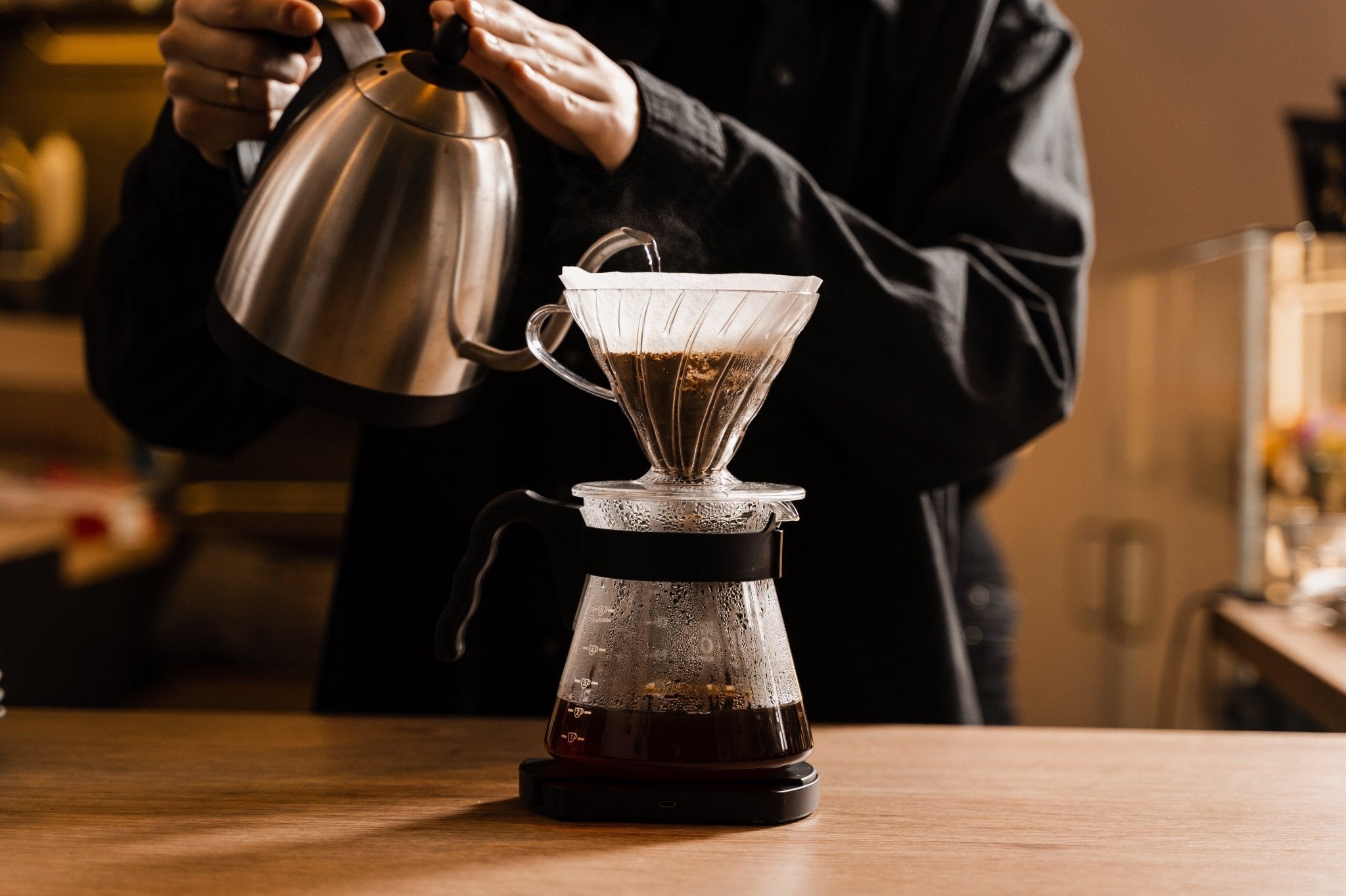 Cómo Preparar Café con Cafetera V60: Una Guía Detallada